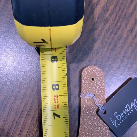 Hammered Metal Vegan Light Brown Leather Bracelet - Picture 5 of 5